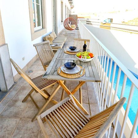 Lovely Faro Apartment Exterior photo